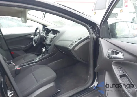 2018 Ford Focus Se z USA, uszkodzony, nr VIN 1FADP3F2XJL206441